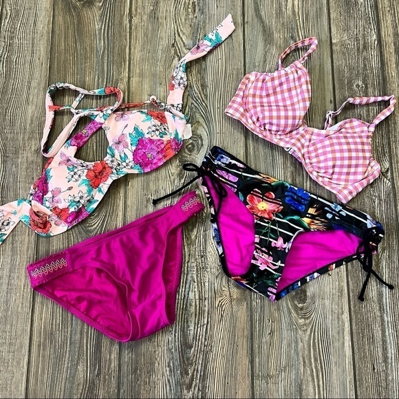 2 Bikinis Small Pink Floral Gingham Xhilaration Mossimo Kona Sol - Picture 1 of 9